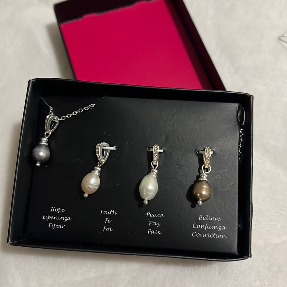 AVON Pearl Necklace set of 4